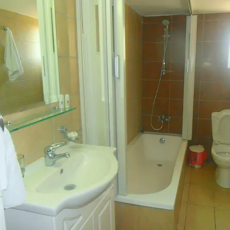 Aparthotel Executive 3*